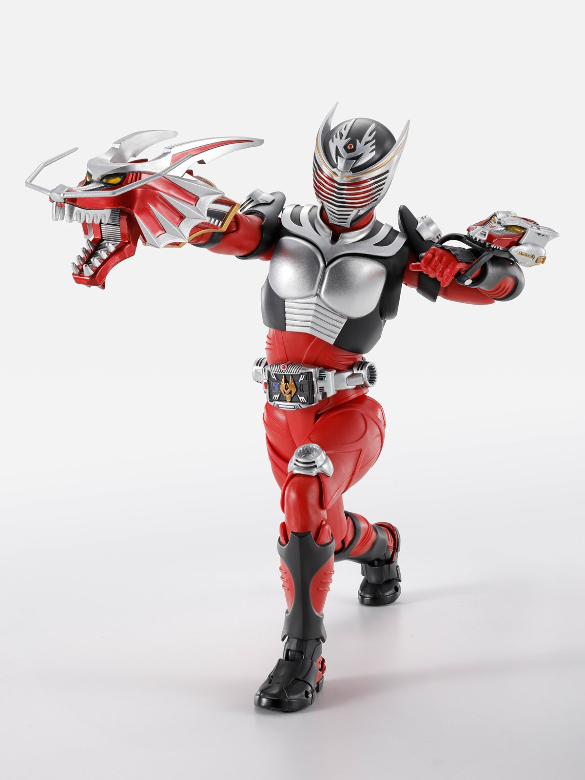 S.H.Figuarts (Shinkocchou Seihou) Kamen Rider Ryuki – Bandai Spirits