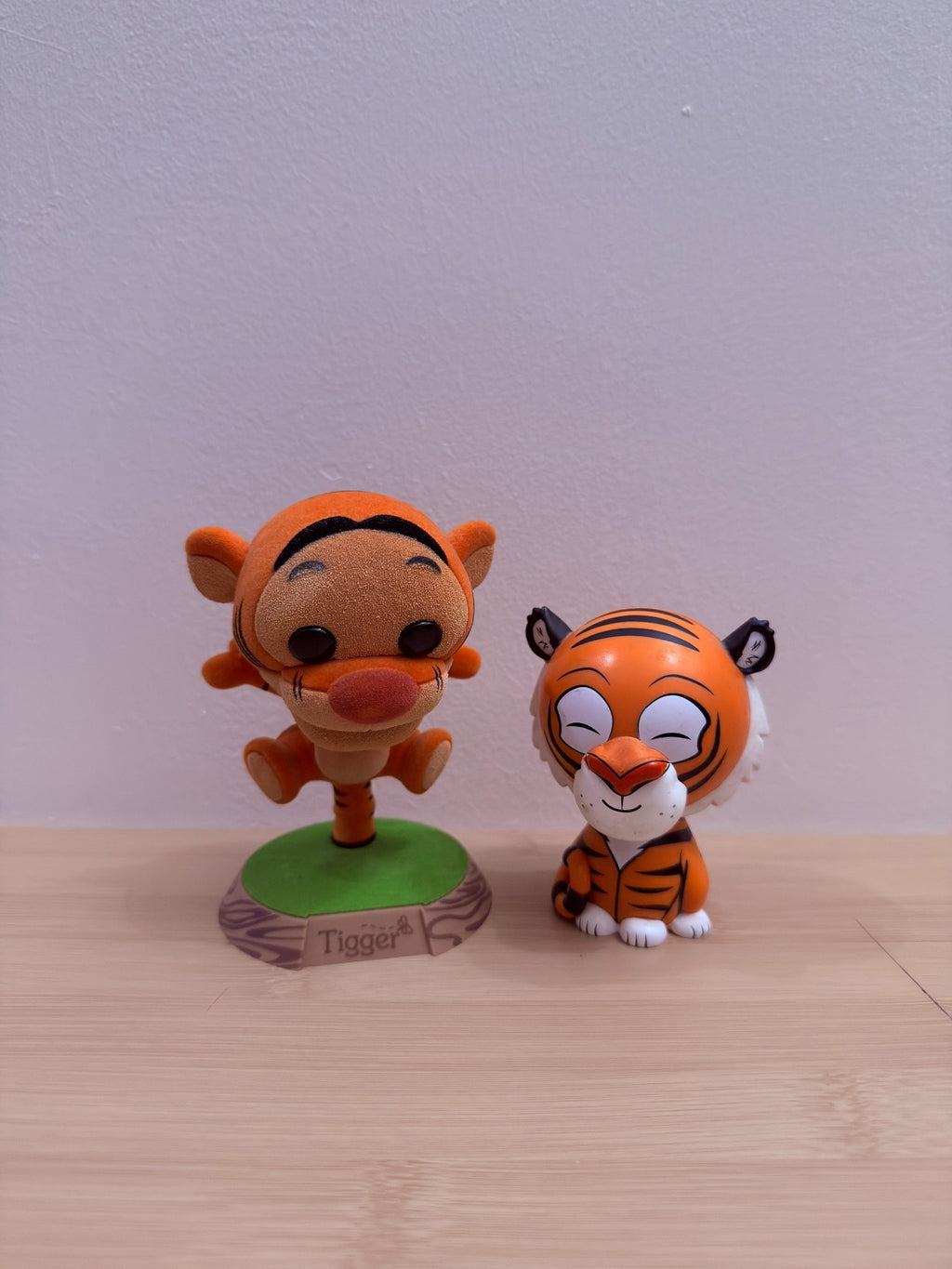 Disney Tigger Assorted Loose Figure & Keychain Lot – 3 Pieces - pre-owned collectible