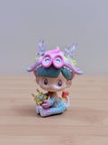 Dragon-Themed Child & Baby Dragon Mini Figure – Loose - pre-owned collectible