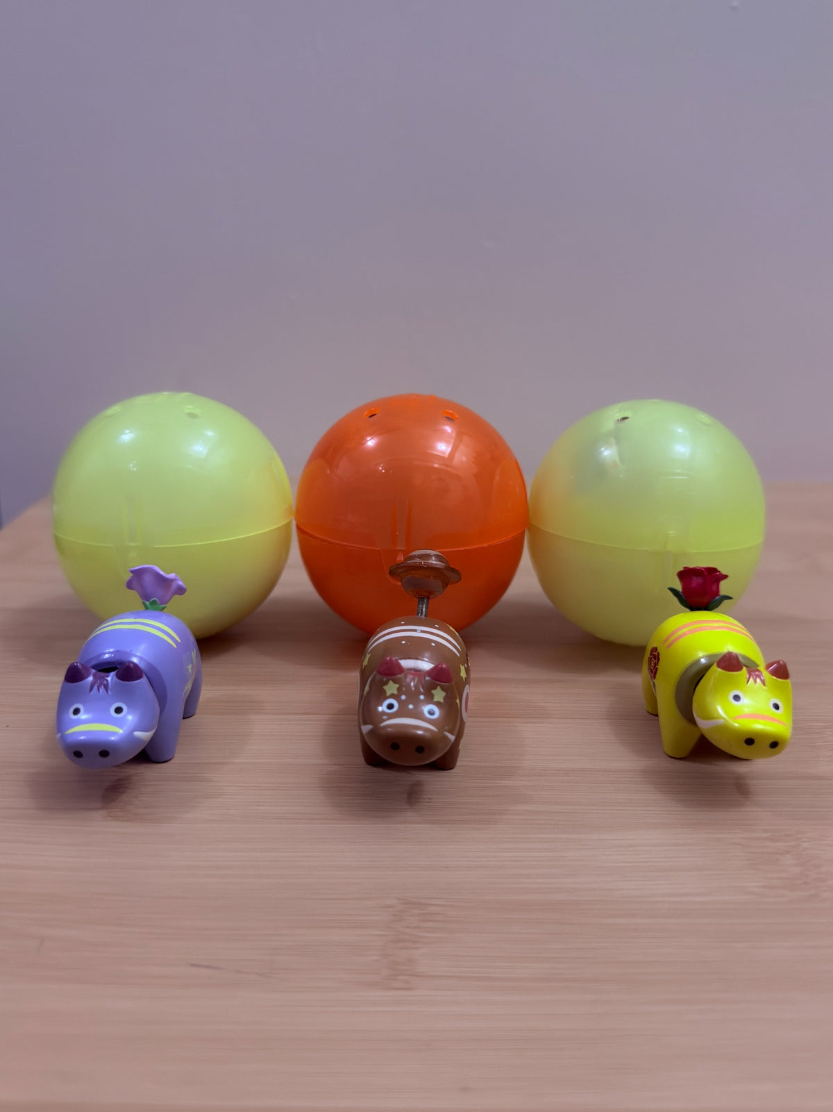 Bandai Gashapon Beko 3-Piece Lot – Morning Glory, Rose & Saturn - pre-owned collectible